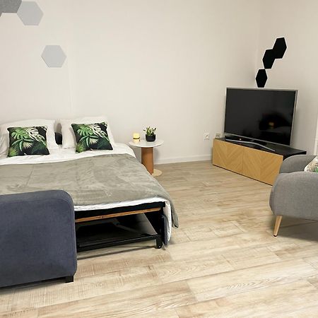 Au Coeur Des Arenes - Parking Prive Apartamento Metz Exterior foto